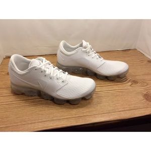 NEW White Nike Vapormax